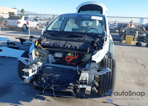 2023 Tesla Model Y Awd/Long Range Dual Motor All-Wheel Drive from USA, damaged, VIN 7SAYGDEE2PF613276